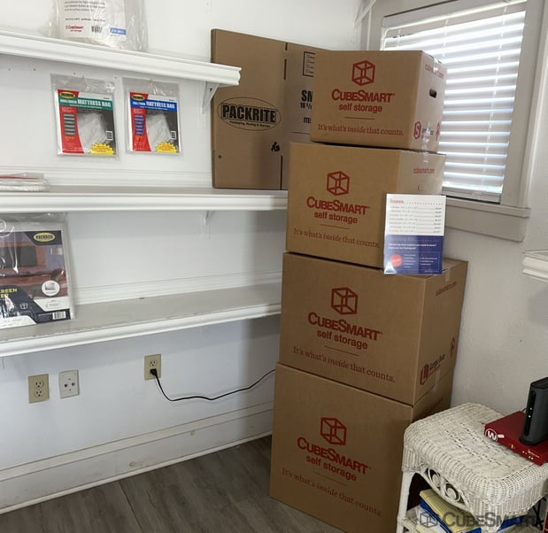 Images CubeSmart Self Storage