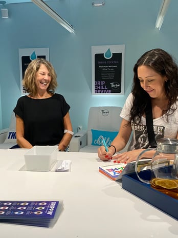 Images Thrive IV Bar