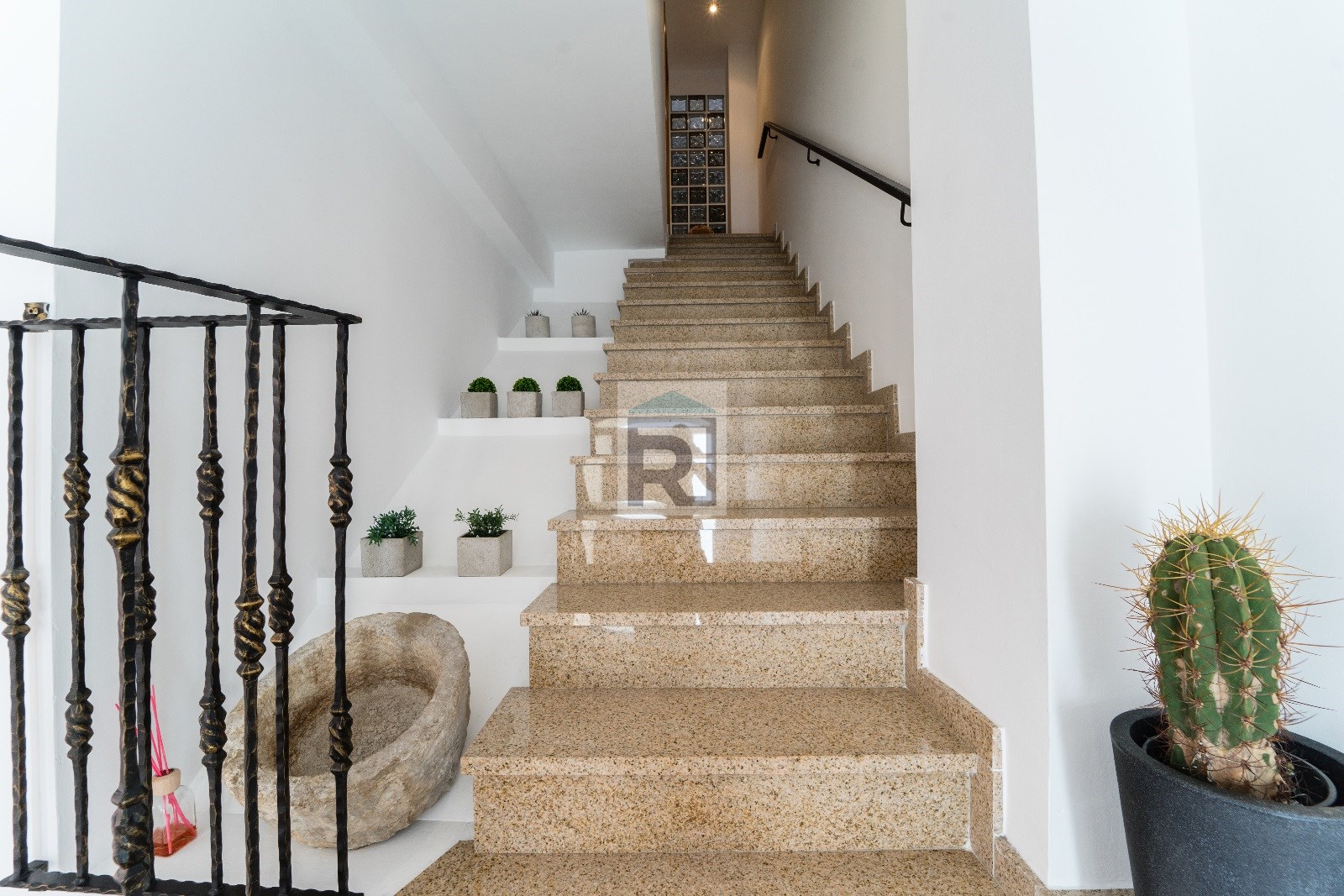 Images Real Urbe Servicios Inmobiliarios