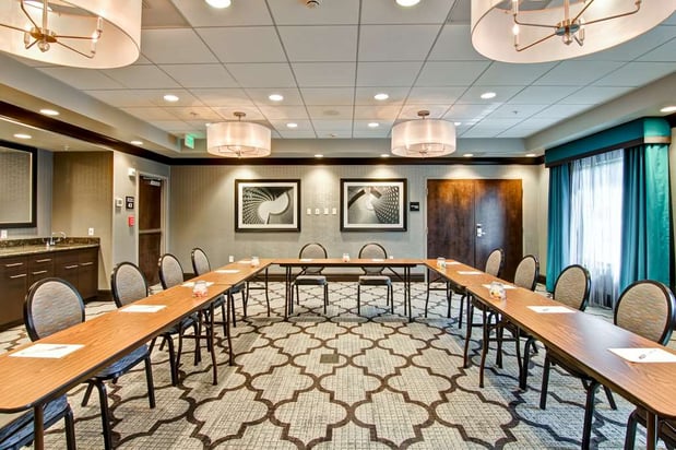 Images Hampton Inn & Suites Bellevue Downtown-Seattle