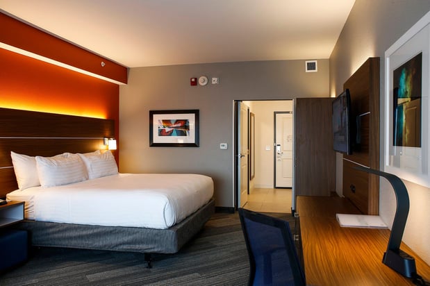 Images Holiday Inn Express & Suites Louisville Downtown by IHG