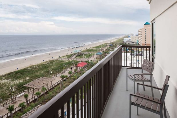Images Hampton Inn & Suites Carolina Beach Oceanfront