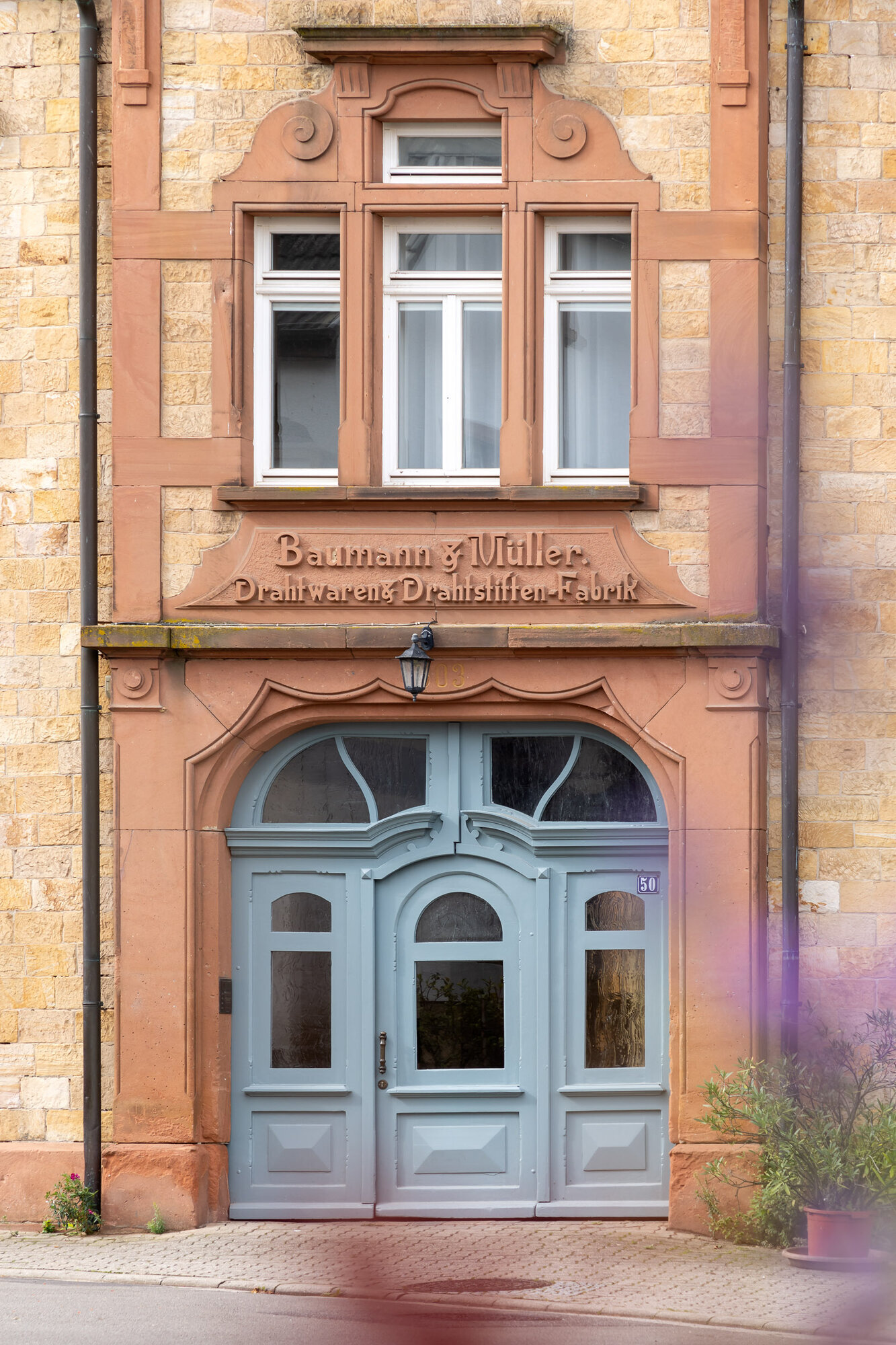 Baumann & Müller KG, Hauptstraße 61 in Walsheim