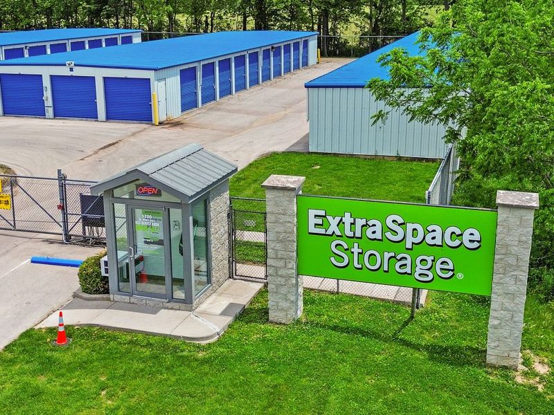 Alternate Beauty Image - Storage Express at 1720 S US Highway 231, Crawfordsville, IN 47933