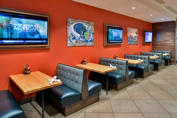 Images Holiday Inn Kansas City Airport by IHG