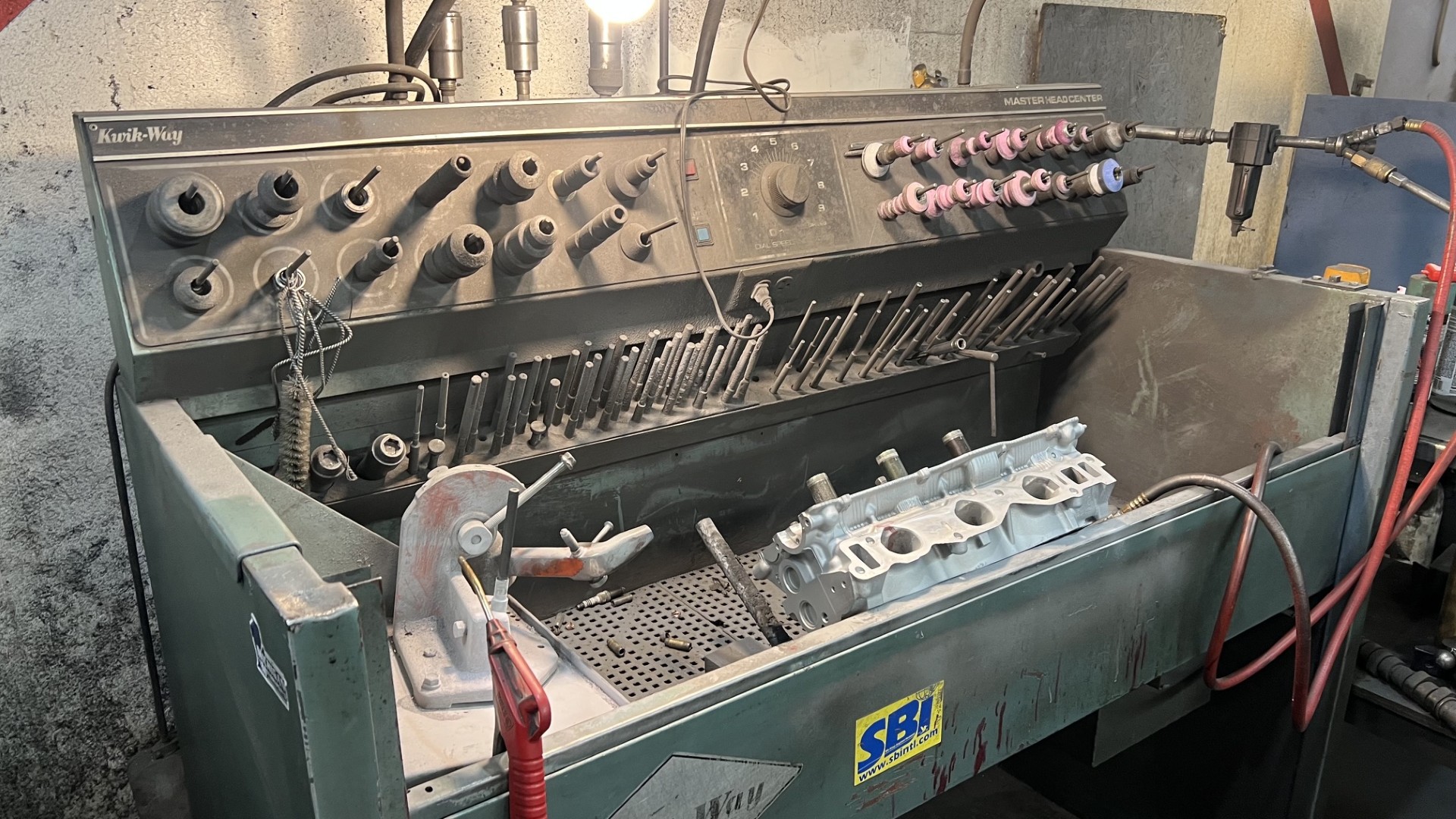 Automotive Repair Shops-Discount Cylinder Heads