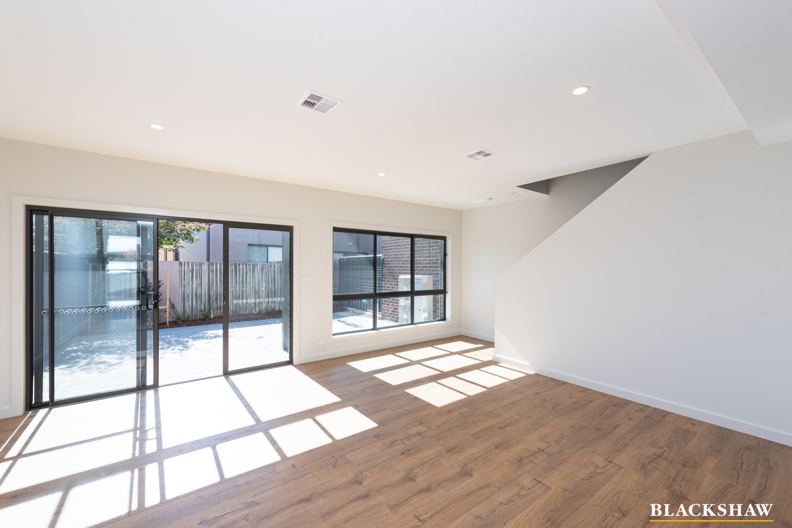 Images Blackshaw Real Estate Tuggeranong