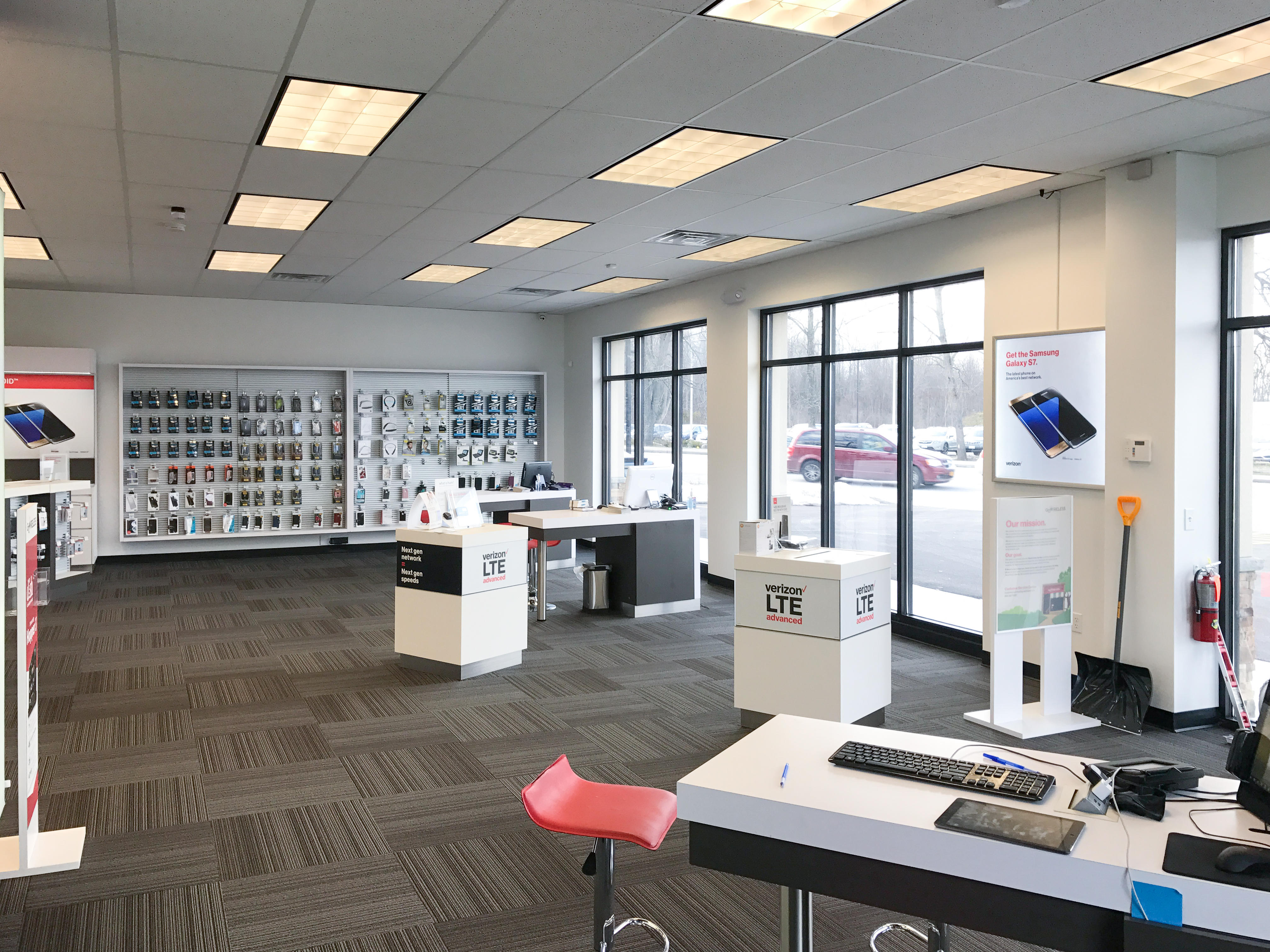 Verizon Authorized Retailer – GoWireless Photo