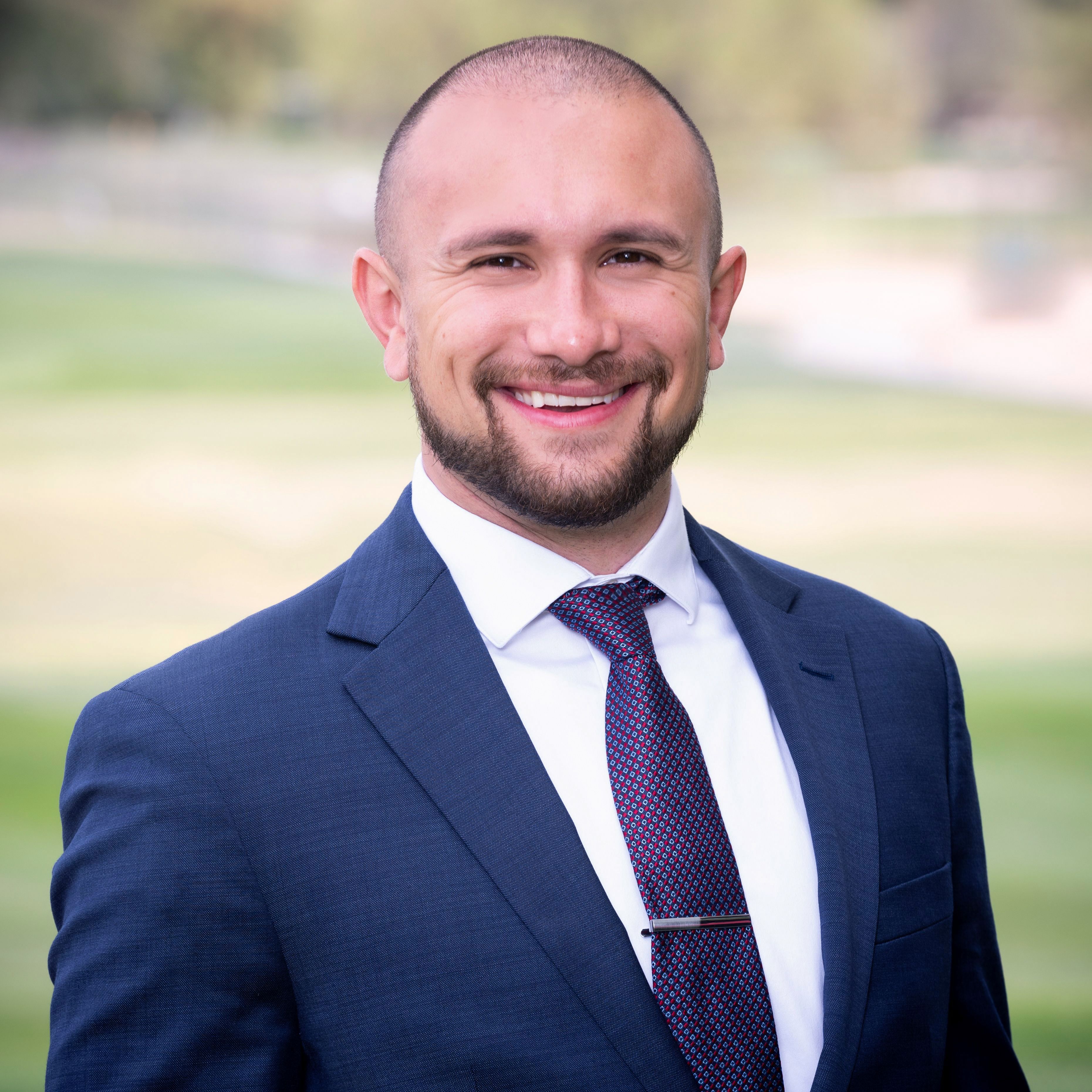 Rayce Miller - Financial Advisor in Phoenix, AZ 85016 | Merrill