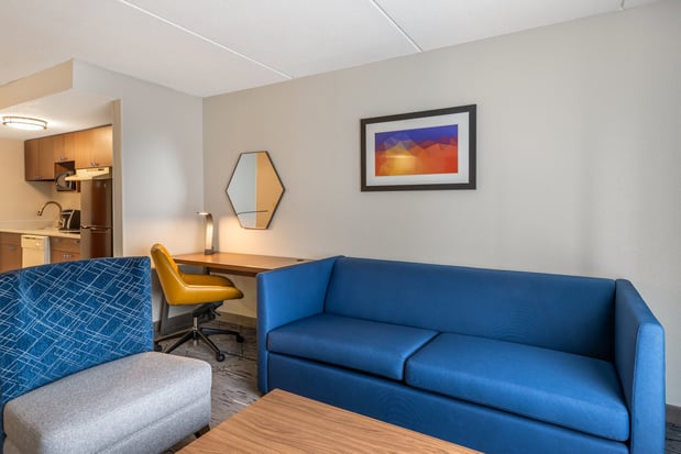 Images Holiday Inn Express & Suites Petersburg - Fort Gregg Adams by IHG