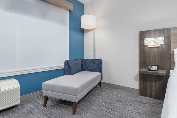 Images Holiday Inn Express & Suites Austin Airport East by IHG