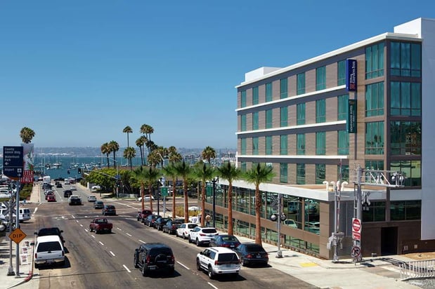 Images Hilton Garden Inn San Diego Downtown/Bayside