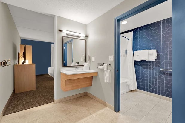 Images Spark by Hilton Plymouth