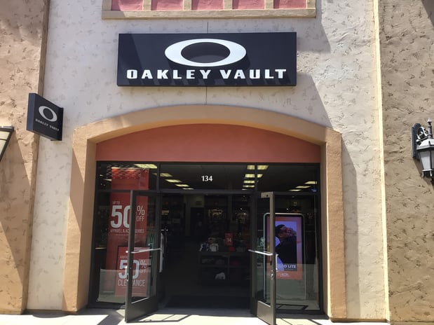 Images OAKLEY VAULT