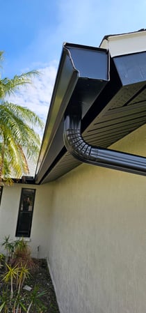 Images Seamless Gutters of Sarasota