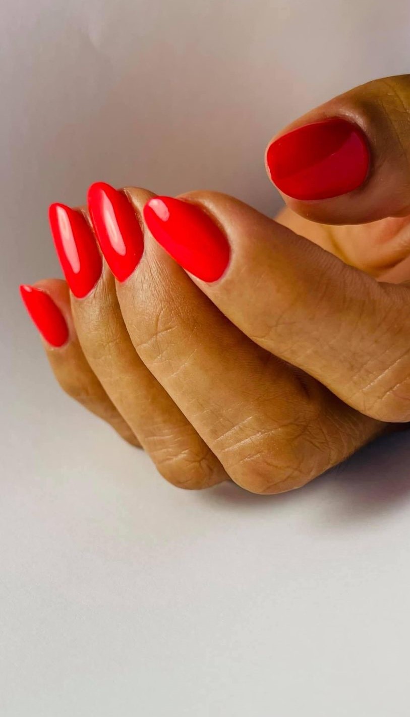 Nail Studio Hand- und Fusspflege, Regensdorferstrasse 42 in Dällikon