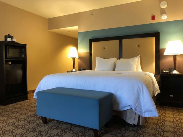 Images Hampton Inn & Suites Charlotte-Airport