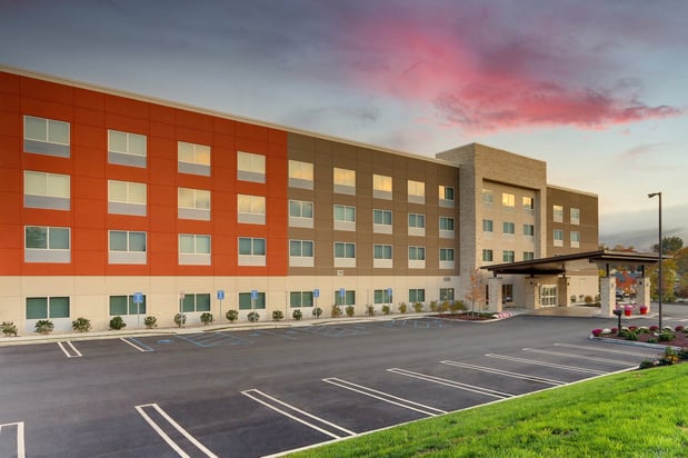 Images Holiday Inn Express & Suites Middletown - Goshen by IHG