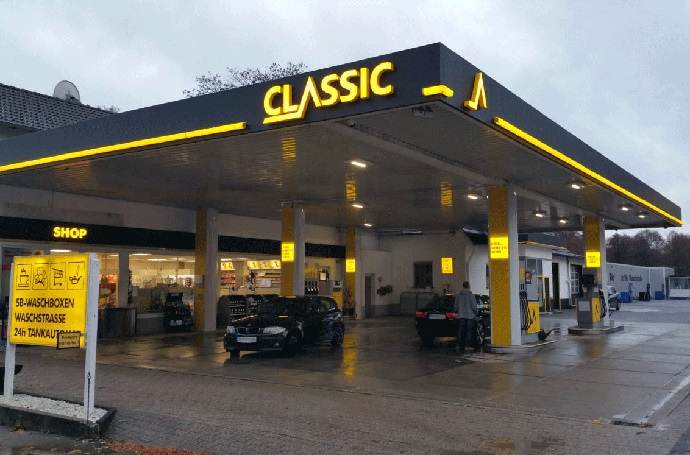 Kundenbild groß 1 CLASSIC Tankstelle