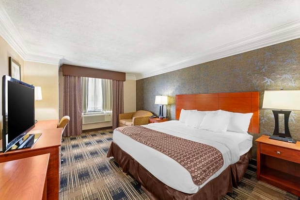 Images Best Western The Inn at Rochester Airport