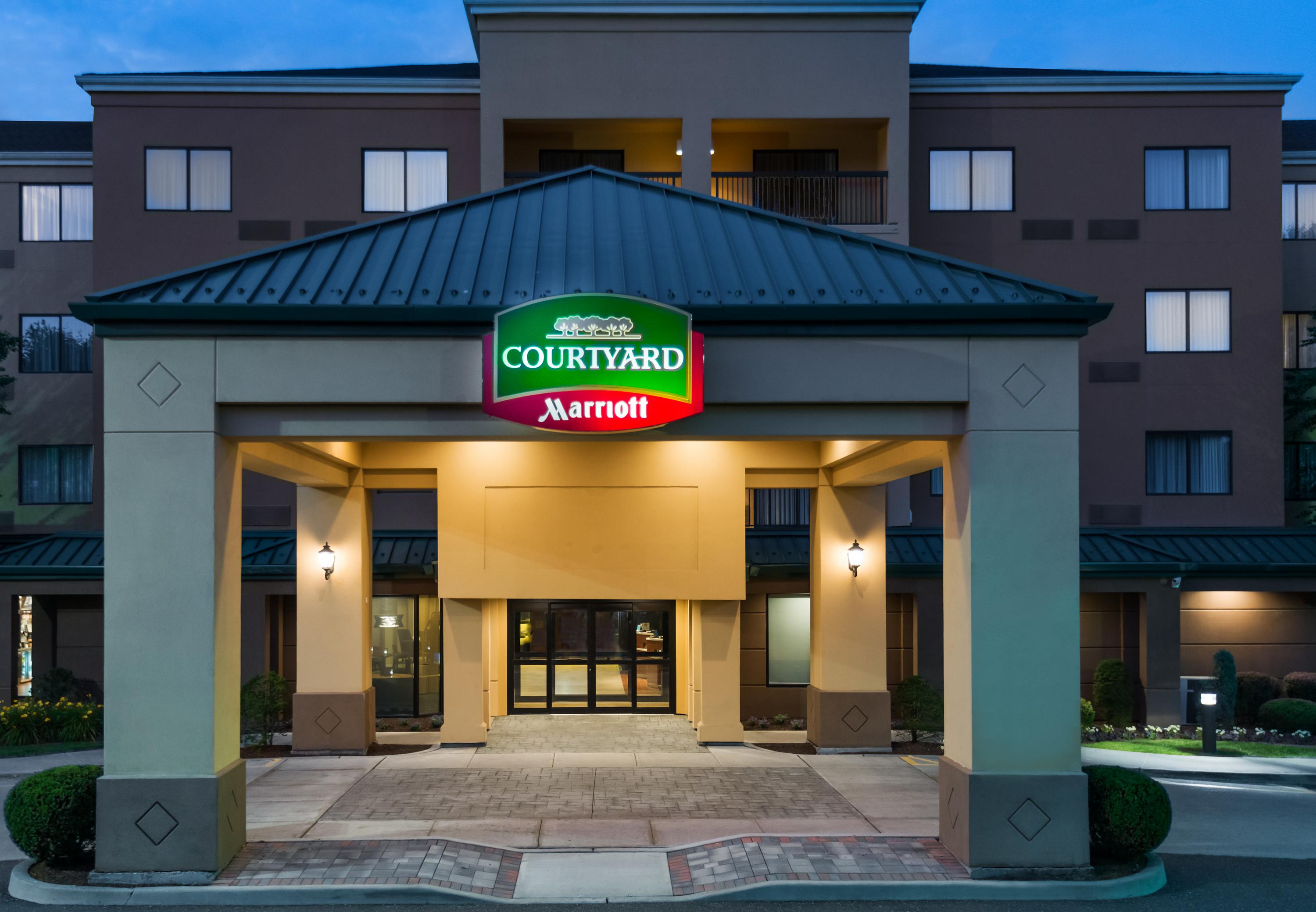 Courtyard by marriott. Danbury.