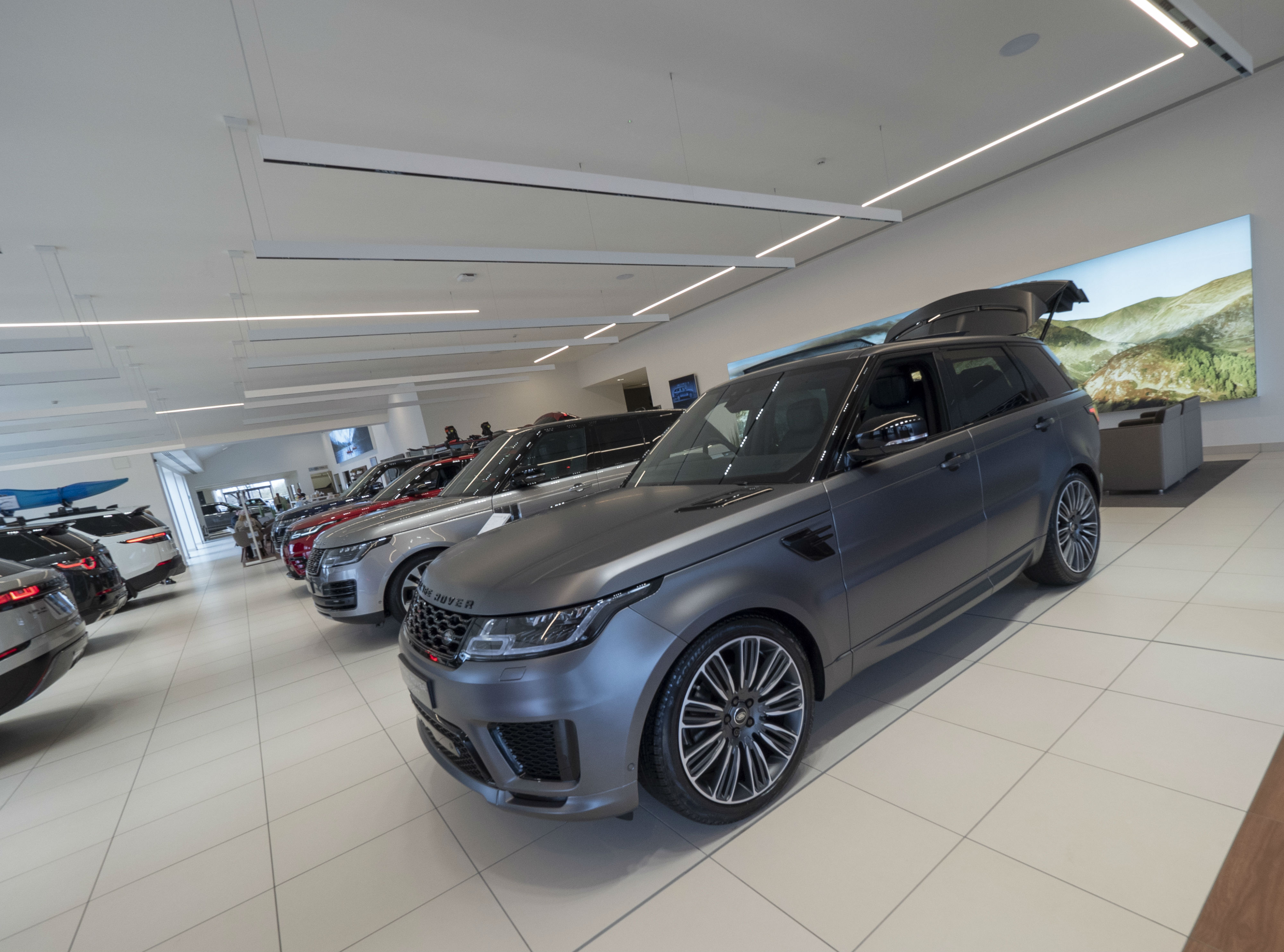 Images Sytner Land Rover Knutsford