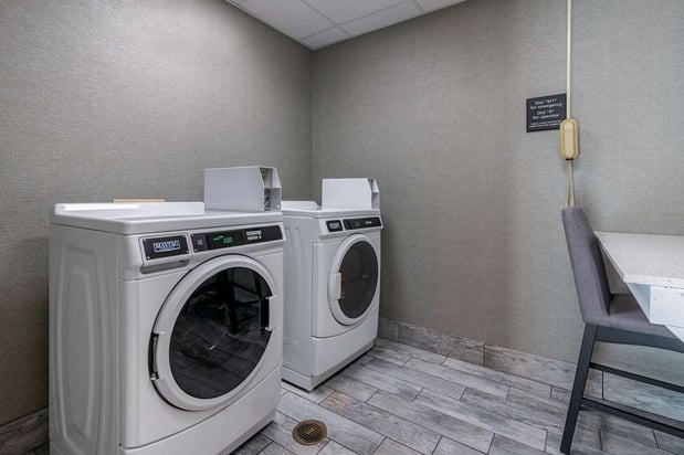 Images Hampton Inn & Suites Louisville East