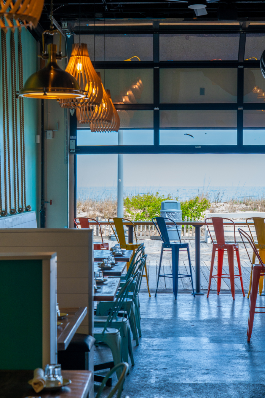 The Dunes Rehoboth Beach offers a relaxed, convenient stay near the Delaware beaches, with easy access to Rehoboth Beach, Dewey Beach, the boardwalk, restaurants, shopping, and coastal attractions.