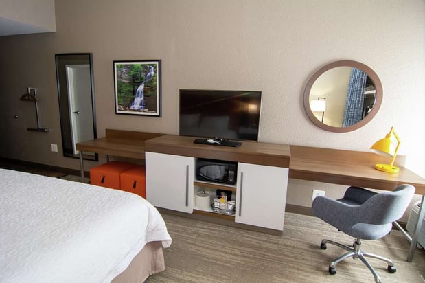 Images Hampton Inn Summersville