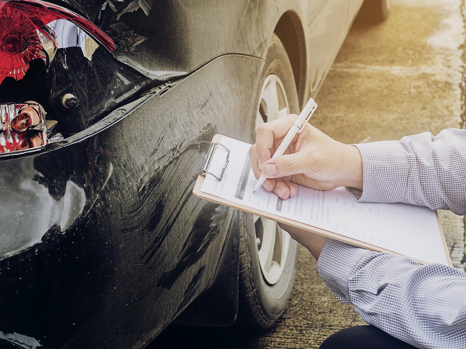 Lisa Low Cost Auto Insurance inc