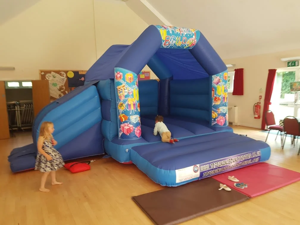 Images Top Banana Bouncy Castles