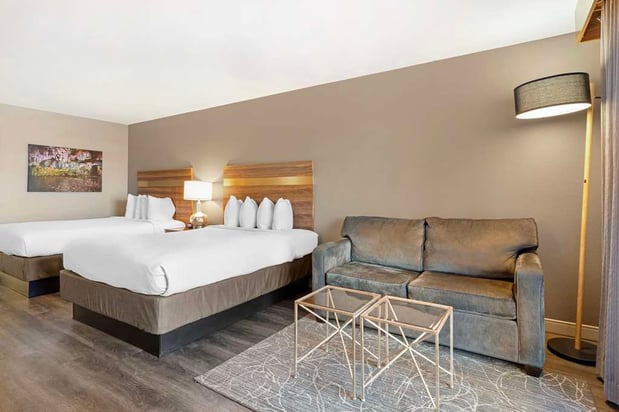 Images Best Western Cedar Inn & Suites