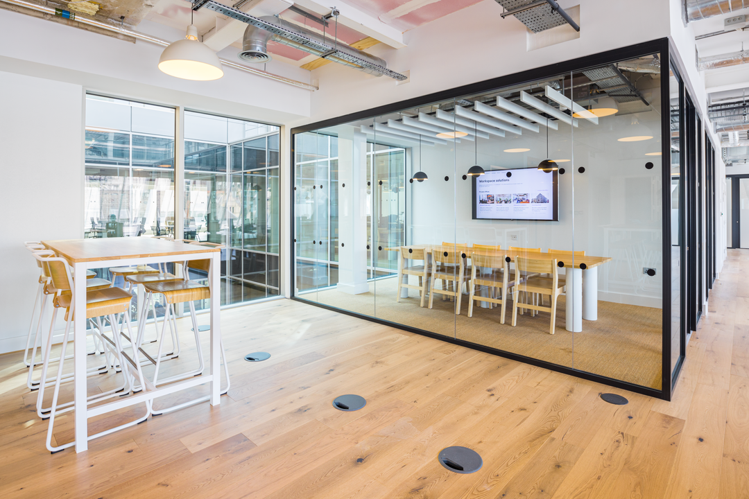 WeWork Office Space Dalton Place - Coworking & Office Space Manchester 020 3695 7895