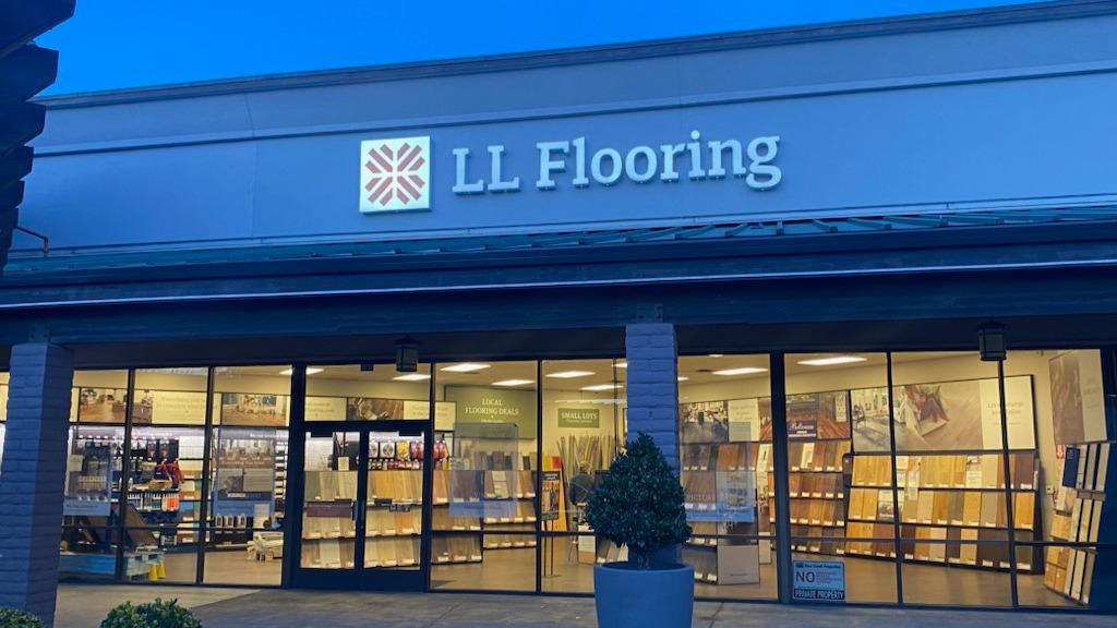 LL Flooring #1416 Medford | 980 Biddle Rd | Storefront