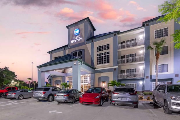 Images Best Western Naples Plaza Hotel