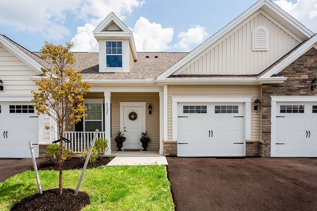 Images The Links at Centerpointe Townhomes