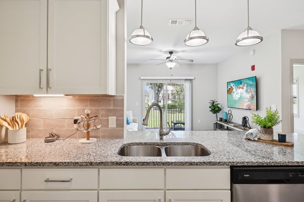 Images The Hamilton at Lakeside