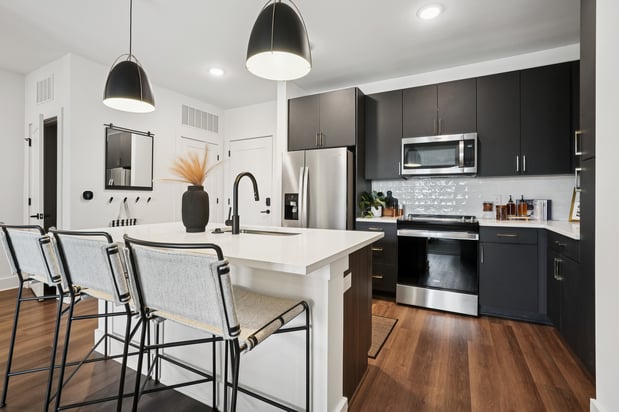 Images The Kingsman | Luxury Apartment Homes