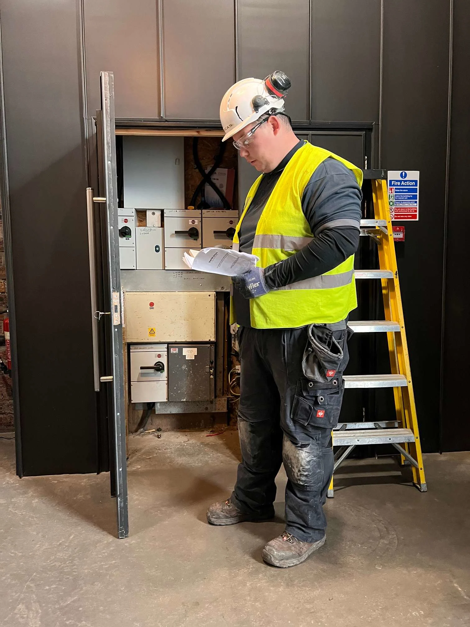 Images HW UK Services Ltd