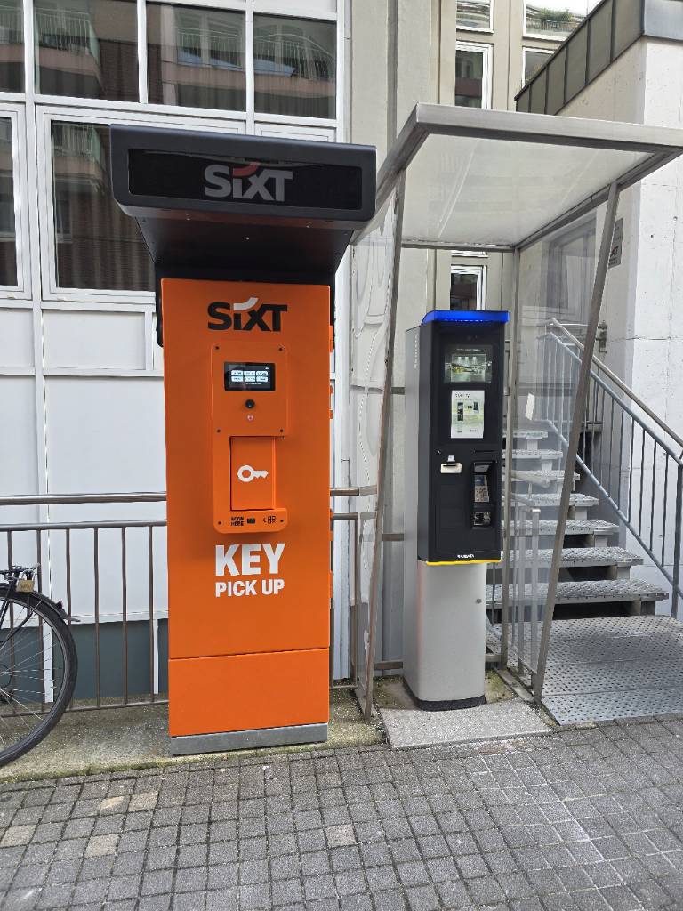 SIXT Autovermietung Köln City/Hilton am Dom, Marzellenstr. 13-17 in Köln