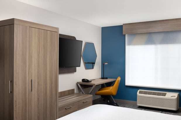 Images Holiday Inn Express & Suites Portland-Jantzen Beach by IHG
