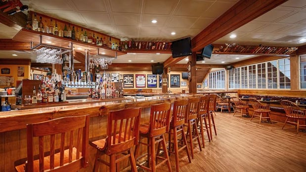 Images Best Western Plus Windjammer Inn & Conference Center