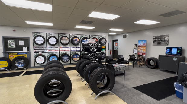 Images Pomp's Tire Service