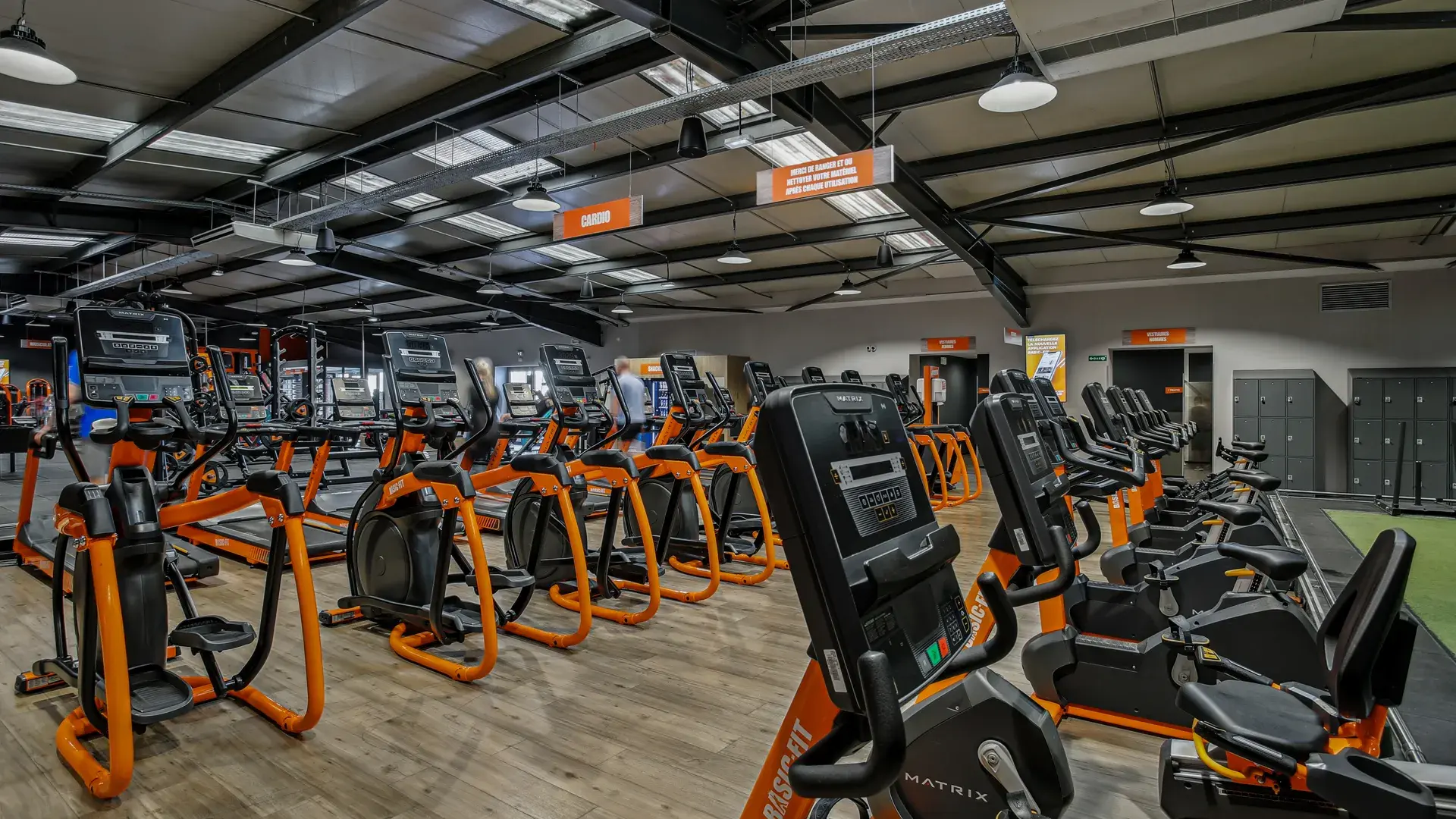 Images Basic-Fit 24/7