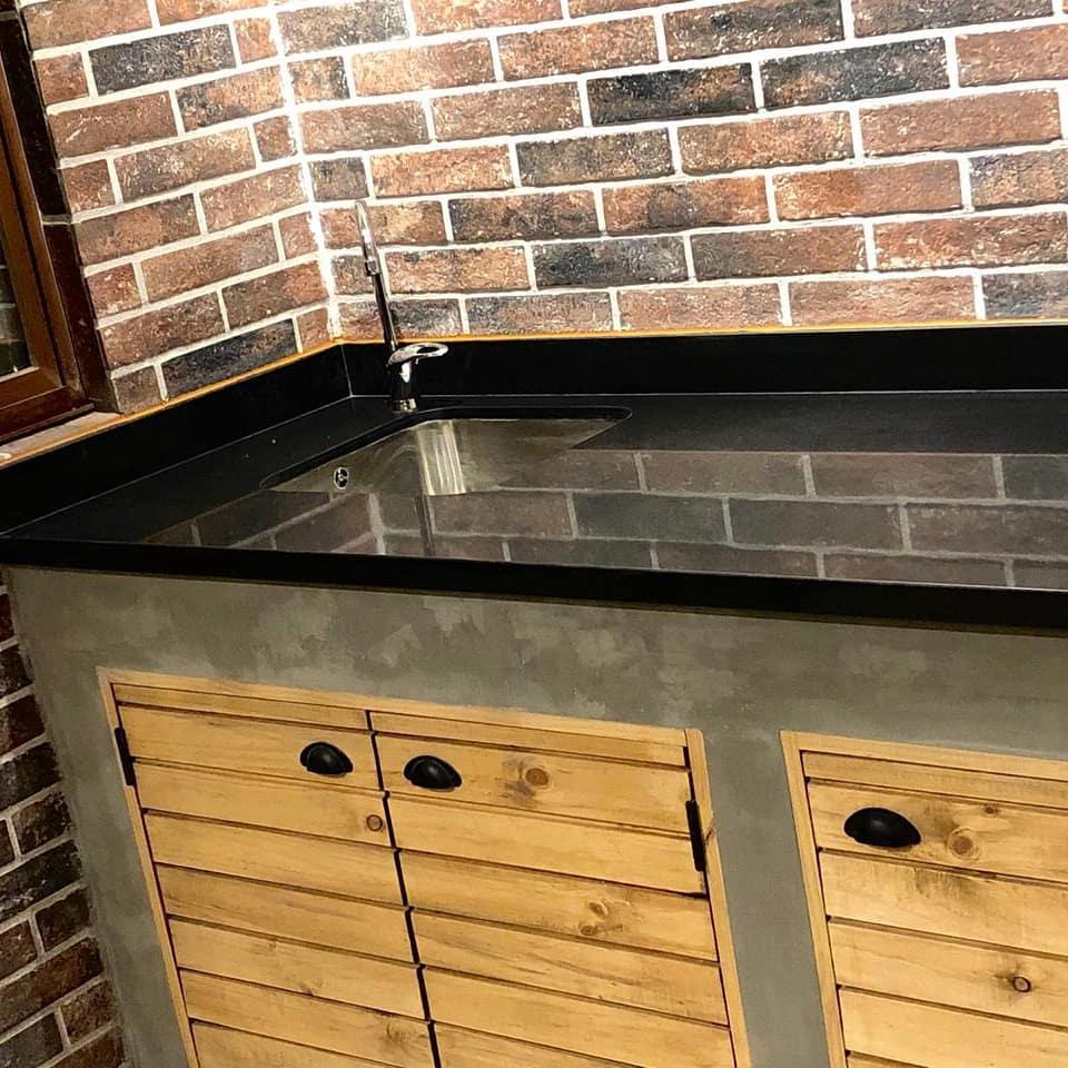 Mr Muebles - Los Ángeles