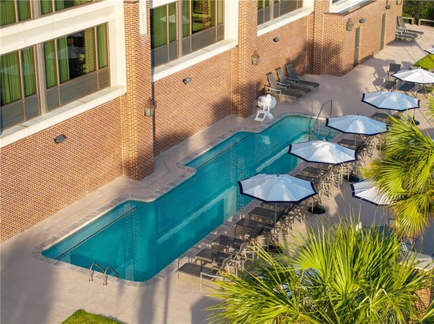 Images Hilton Garden Inn Charleston Waterfront/Downtown