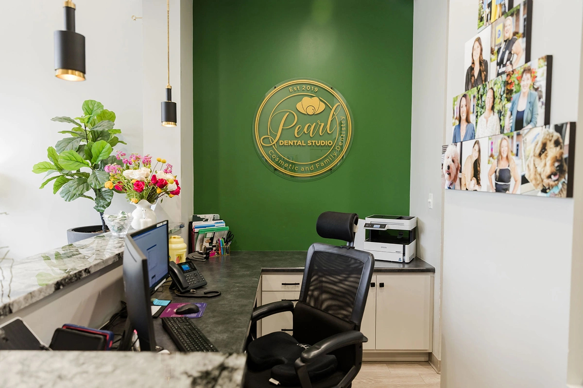 Pearl Dental Studio - Office_Reception