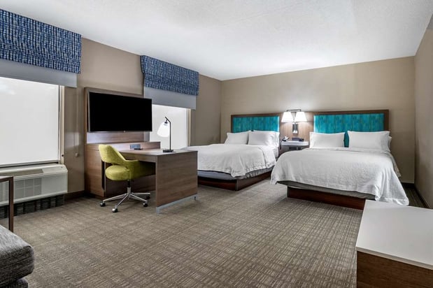 Images Hampton Inn & Suites Louisville East