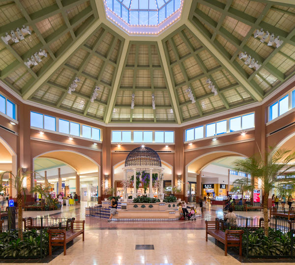 Pembroke Lakes Mall