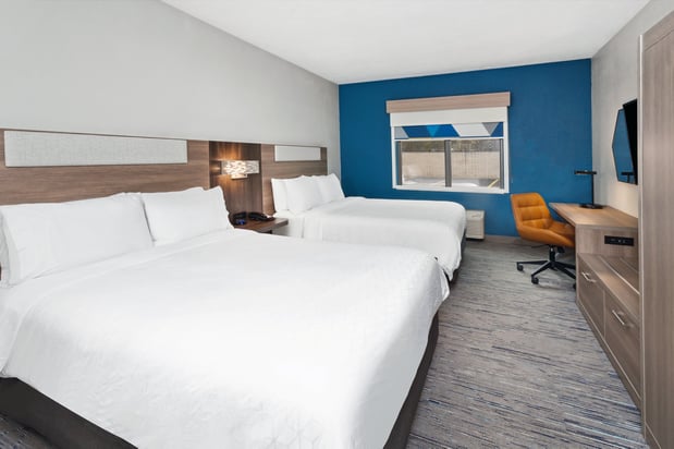 Images Holiday Inn Express Cleveland Airport - Brook Park by IHG
